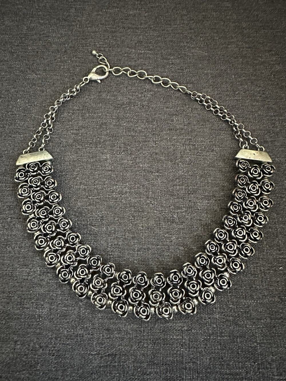 Silver Tone Rose Flower Choker Necklace Floral Statement Bib Adjustable